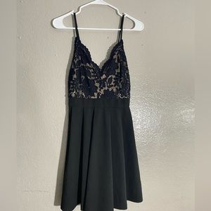 brand new black Windsor dress , Size : L